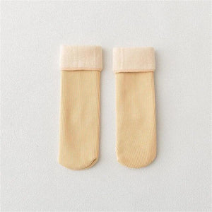 Conforto aconchegante: Meias de pelúcia sólidas e casuais para calor e estilo