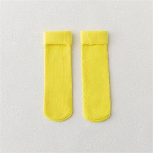 Conforto aconchegante: Meias de pelúcia sólidas e casuais para calor e estilo