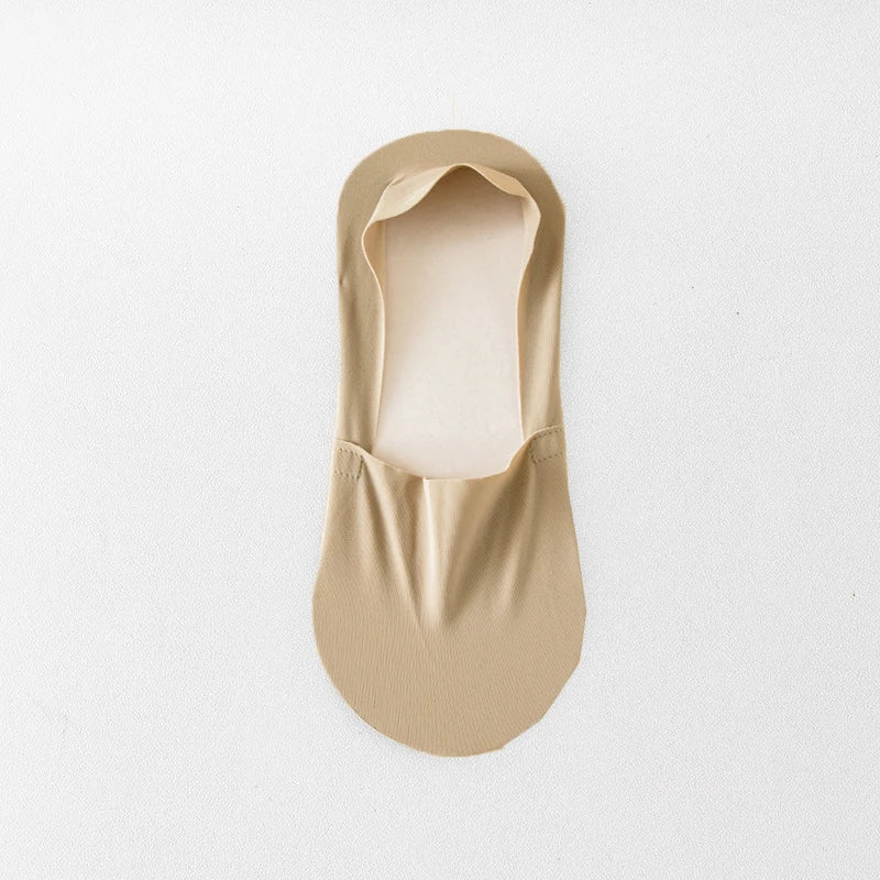 Conforto fresco: Meias seda de gelo para uma sensação de frescura durante todo o dia