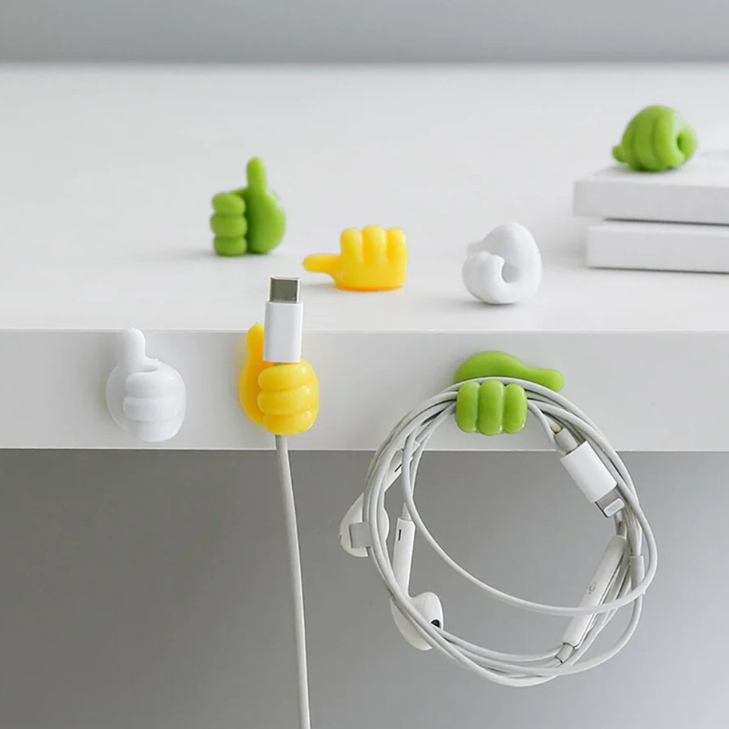 Control sencillo: pulgares adhesivos