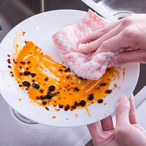 O pano mágico: limpeza impecável com a nossa microfibra de dupla espessura - Innovoda